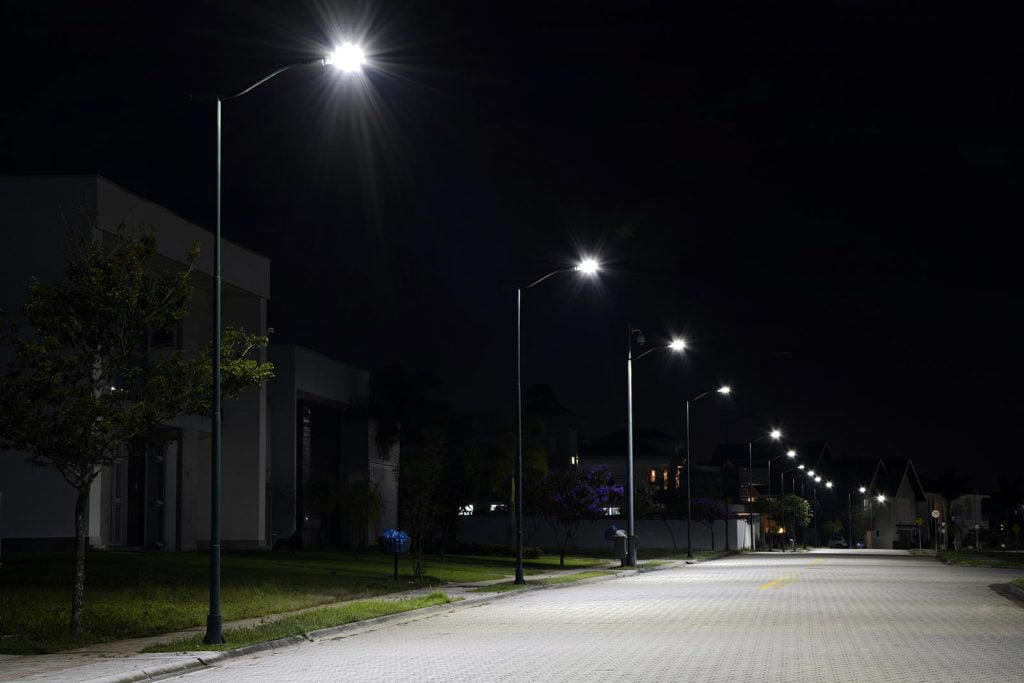 iluminação LED condomínio residencial
